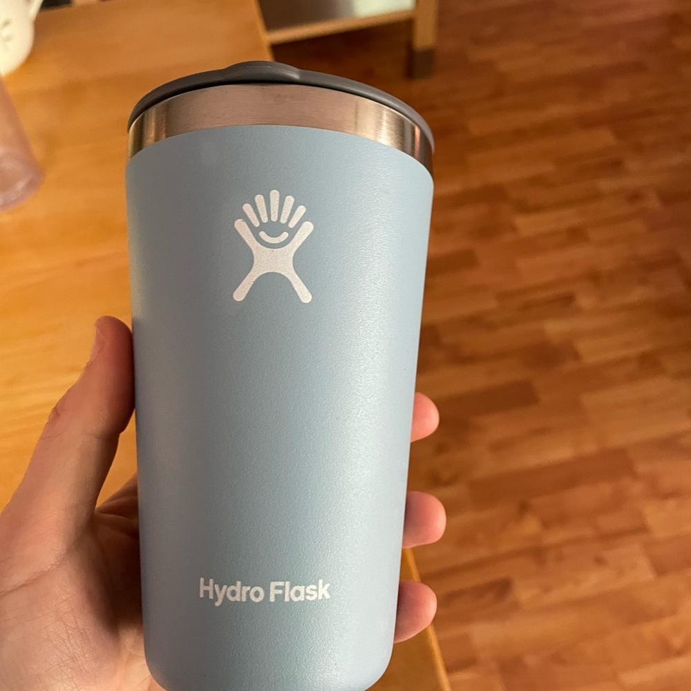Hydro Flask Blue Tumbler